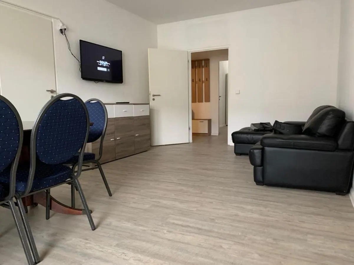 Apartment Enjoy Your Stay With Dkn - Mon-Sun - Late Night Check-In - Multilanguage - Leipzig Gruenau - Witamy Serdecznie Germany